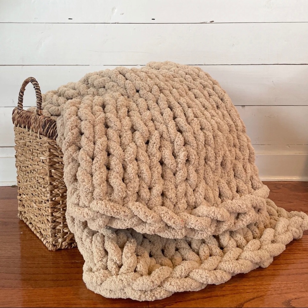 Coffee Chunky Blanket